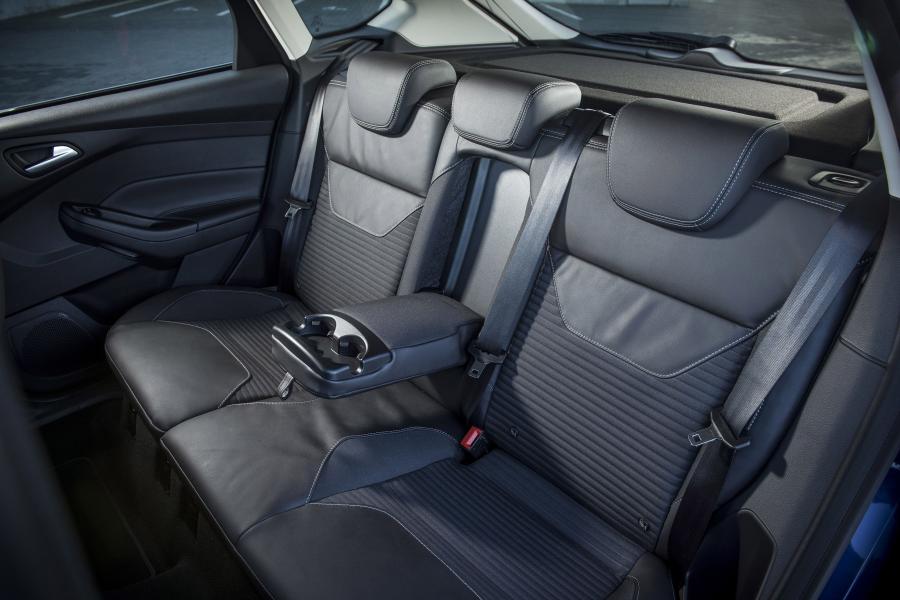  Ford Focus 2014 года  (UK) (фото 13 из 15)